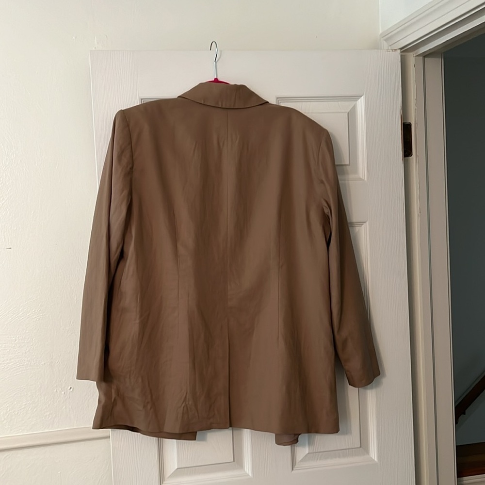 Multipurpose Blazer - image 3
